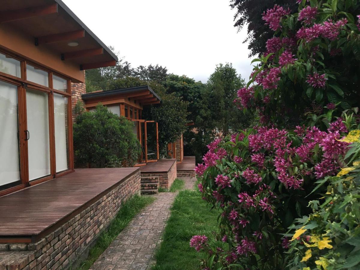 Titue Refugio , Cabanas Ла-Калера Екстер'єр фото