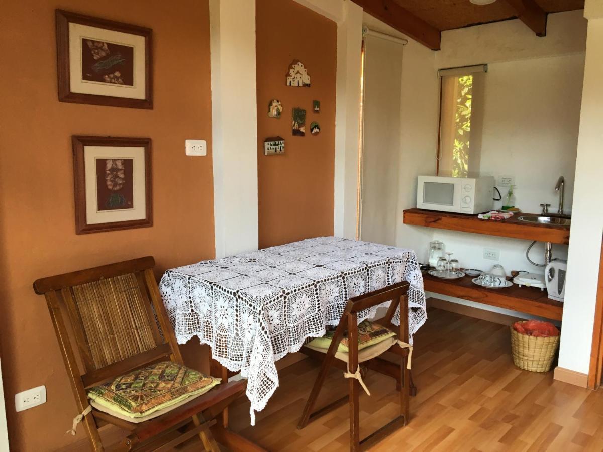 Titue Refugio , Cabanas Ла-Калера Екстер'єр фото